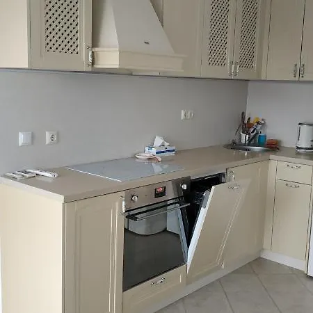 None Appartement *