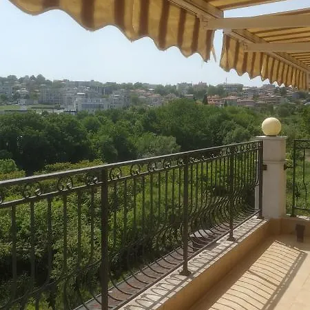 Appartement None
